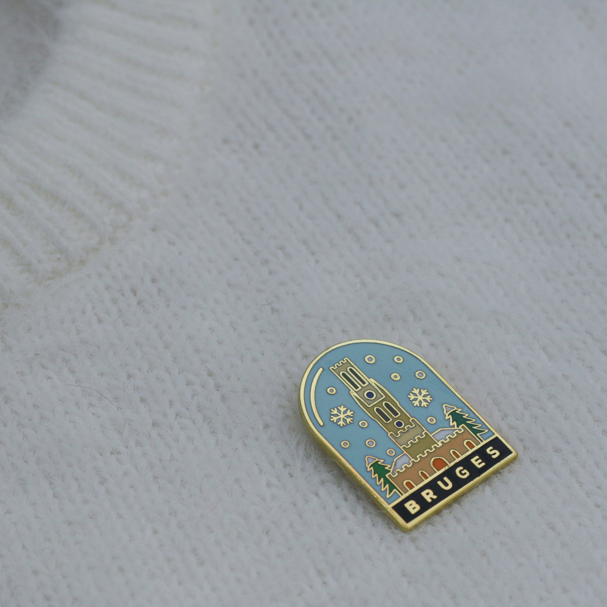 Hard enamel cities pin - Bruges
